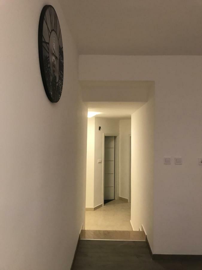 Apartment M&e Mokosica